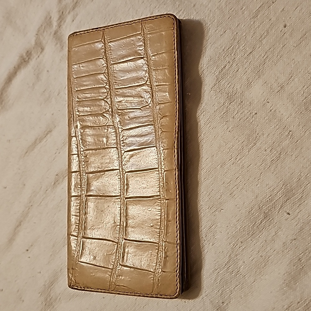 Brahmin Wallet